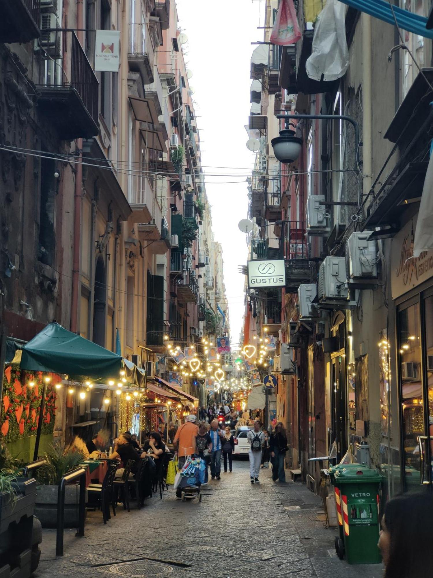 Napoli Centro Casa Annina Close To Toledo St Exterior foto